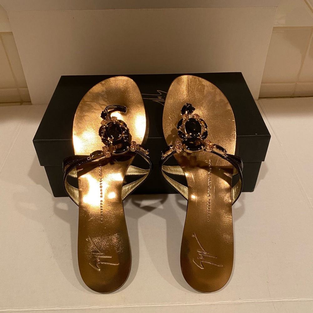 Giuseppe Zanotti leopard gold sandals